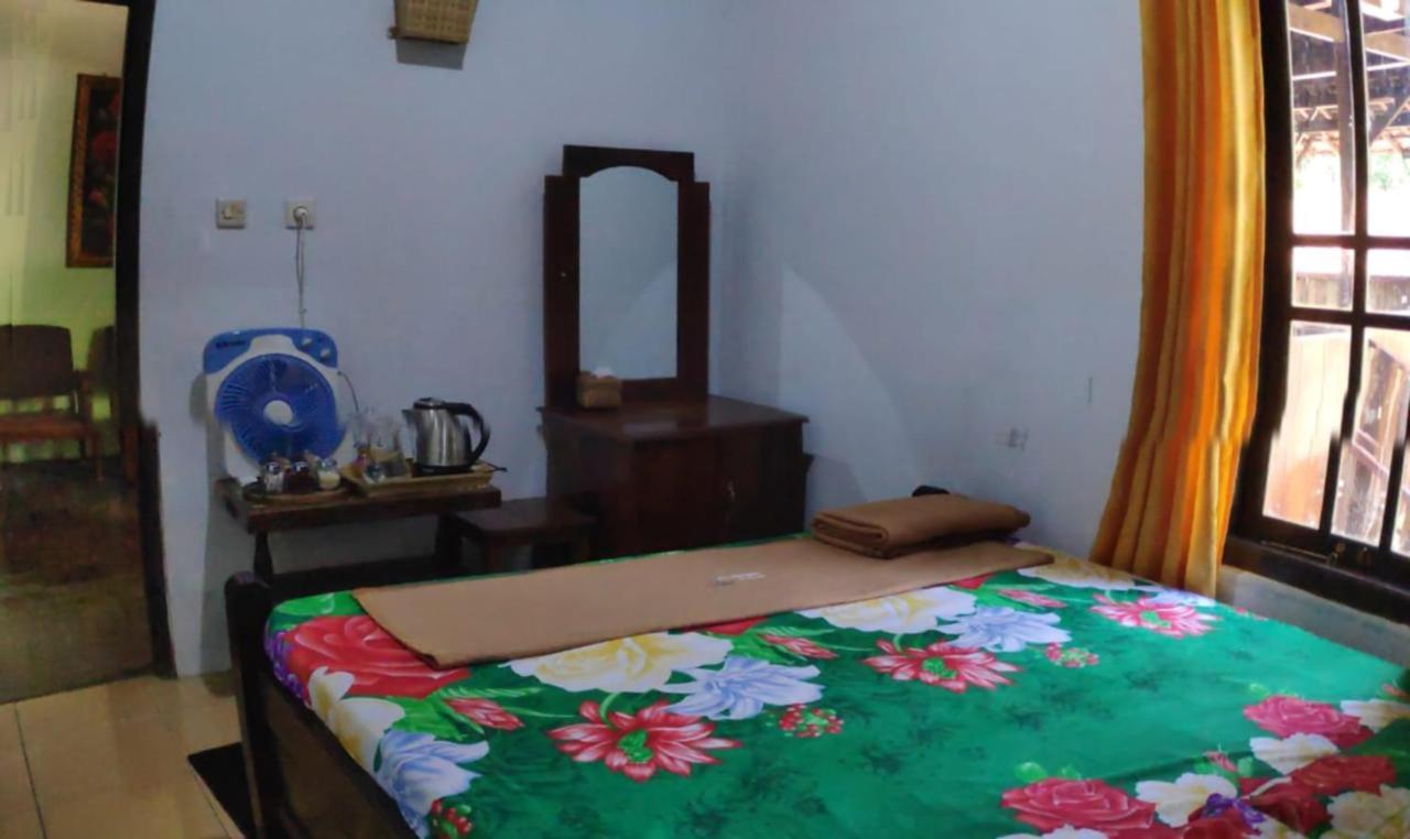 באנטול Homestay Rahayu מראה חיצוני תמונה